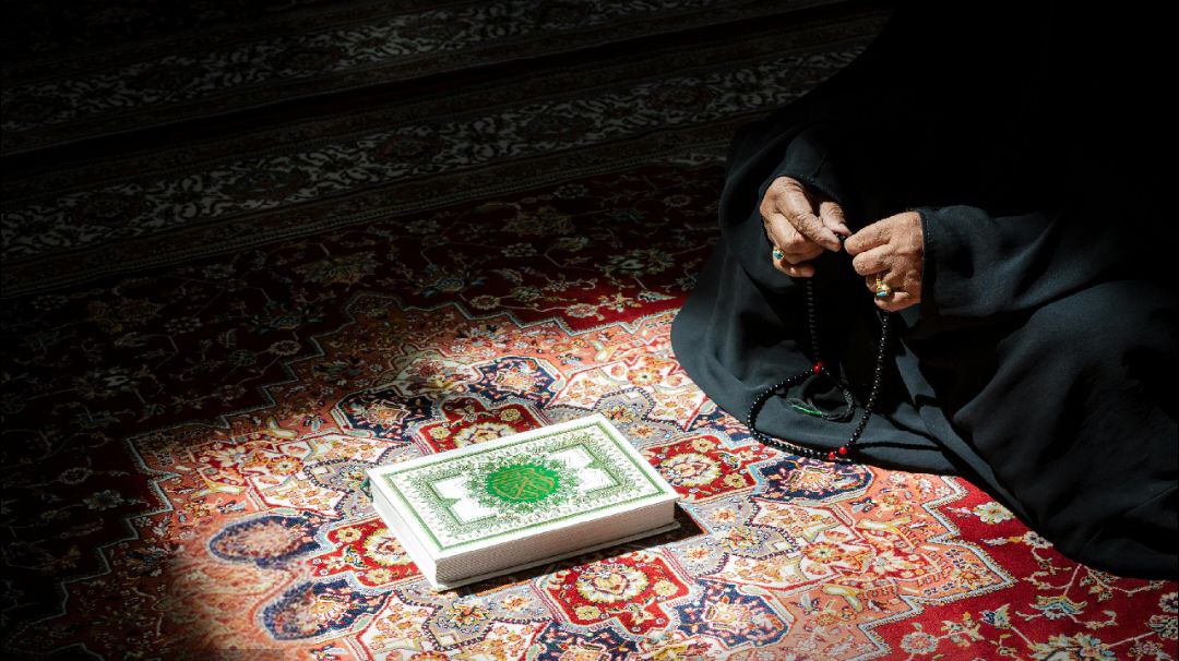 {وأَطِعنَ اللهَ وَرَسُولَه}
