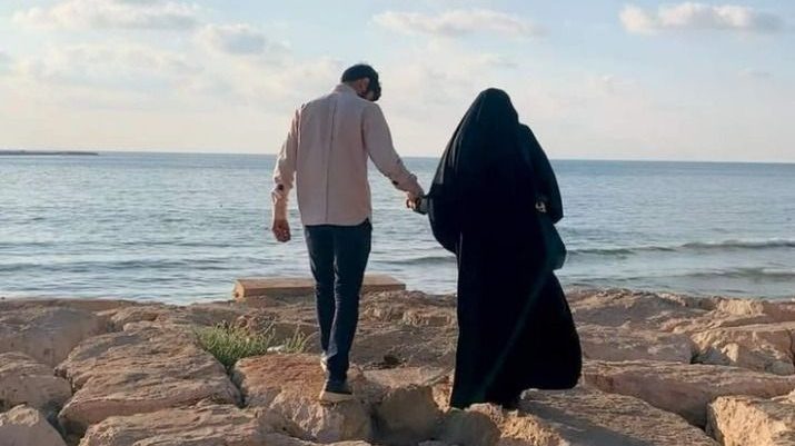 رقة قلب المرأة وسرعة أوبتها إلى زوجها