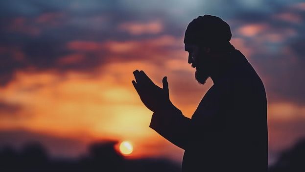 عبد لله، وليس لسواه
