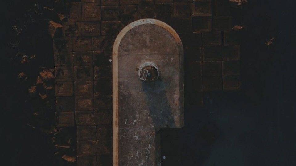 الفتن تحيطني من كل الجوانب.. كيف أتصبر؟