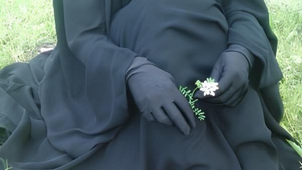 إليكِ بُنيَّتي