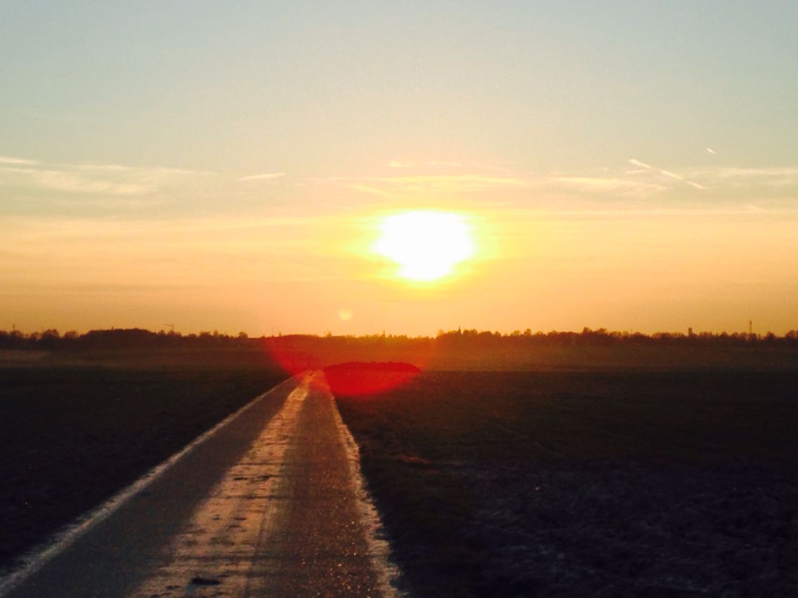 أمارس العادة السرية وأصلي ولا أعلم!