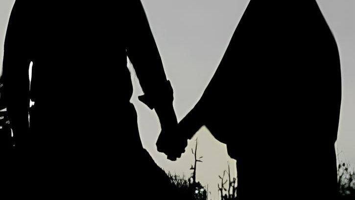 سلسلة الرد على الشبهات | ما زلت صغيرة على الزواج؟ (٦)