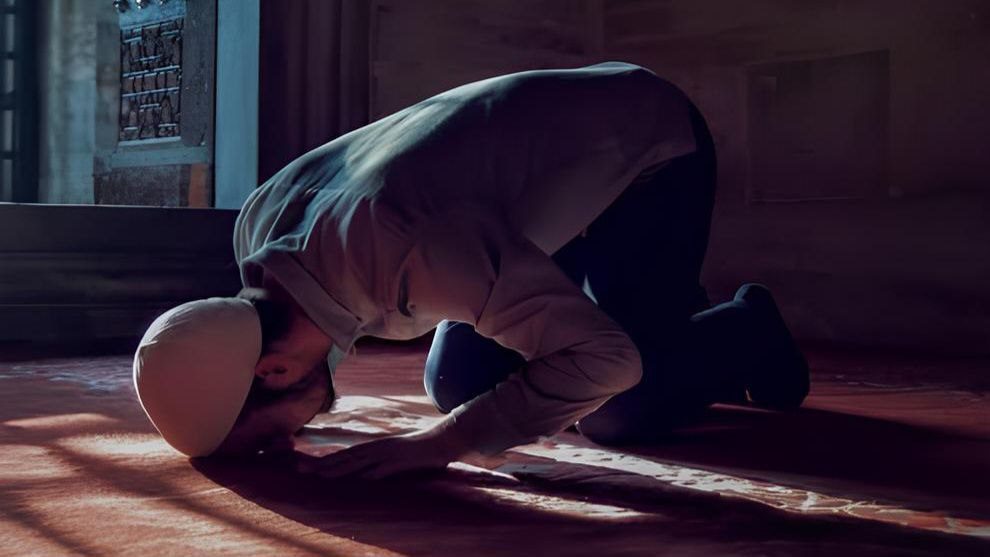 حين يكرهك العالم لأنك دينك الإسلام