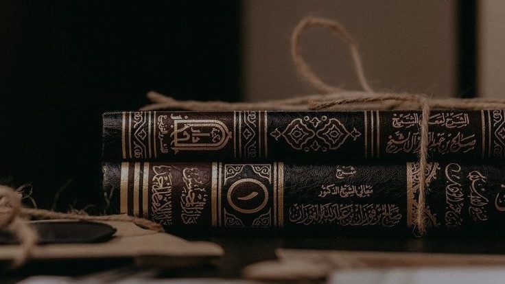 العقائد، ومشكلة القدر في الأنمي