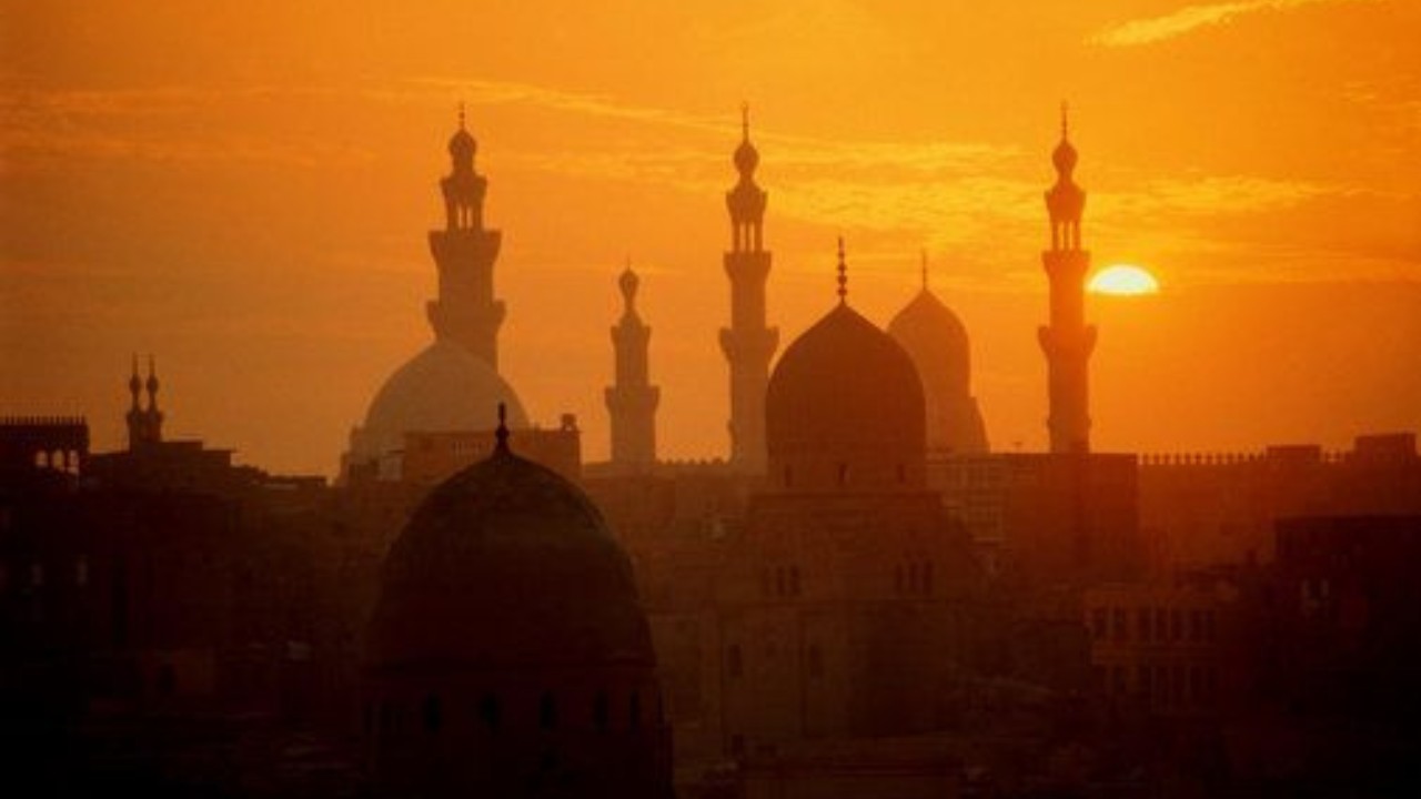 المحرومون من الخير في يوم الجمعة